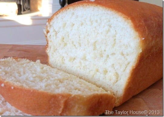 Easy and delicious Homemade Honey White Bread recipe