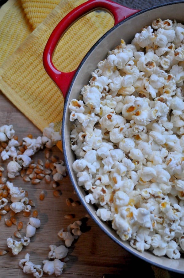 Easy Stovetop Truffled Popcorn - The Blondissima